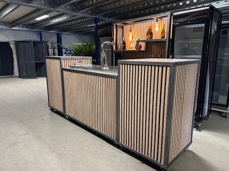 Bar Bistro compleet met tap 3mtr.